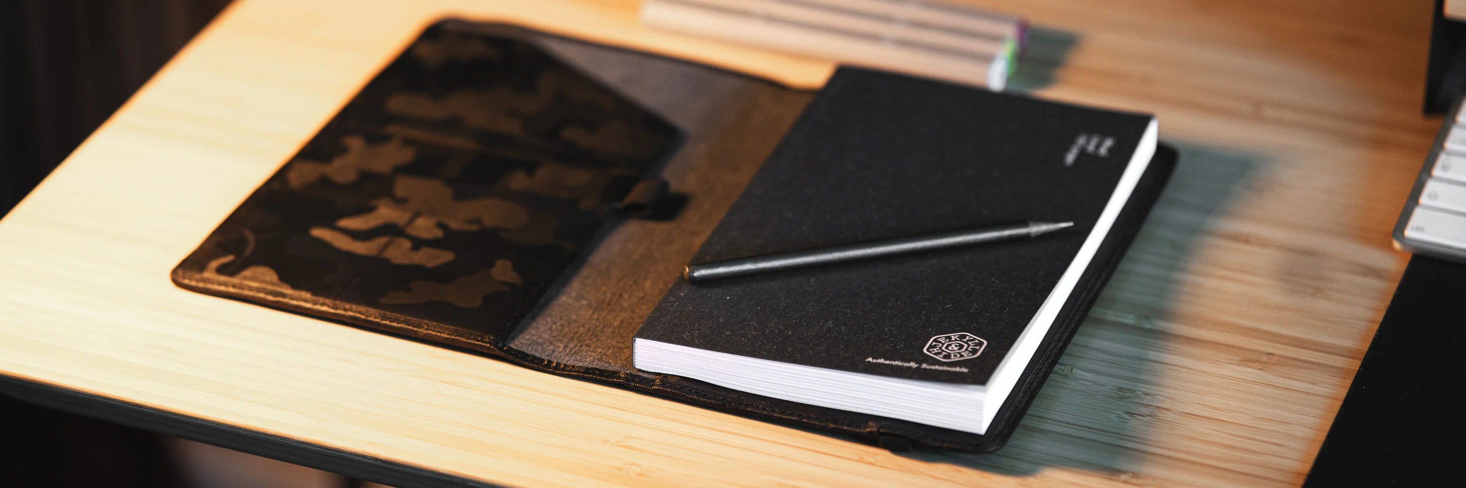 Why Are Leather Notebooks Ideal for Professionals?