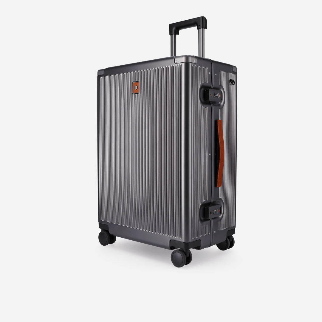 Medium Check-In 67cm (70 L)