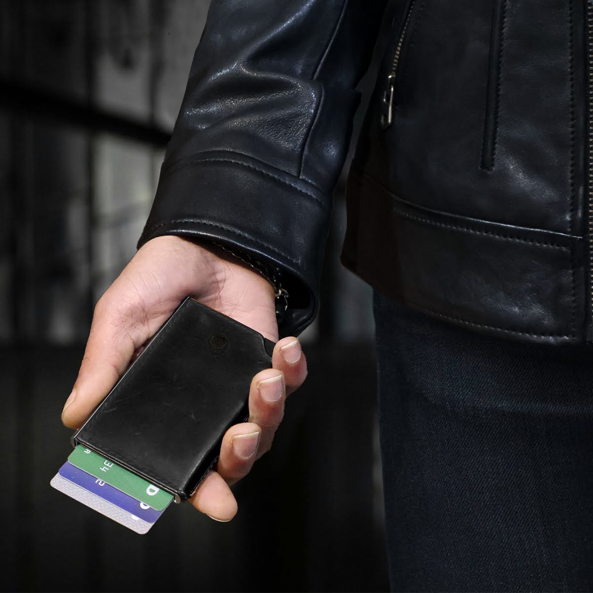 Slim Card Slide Wallet, Black