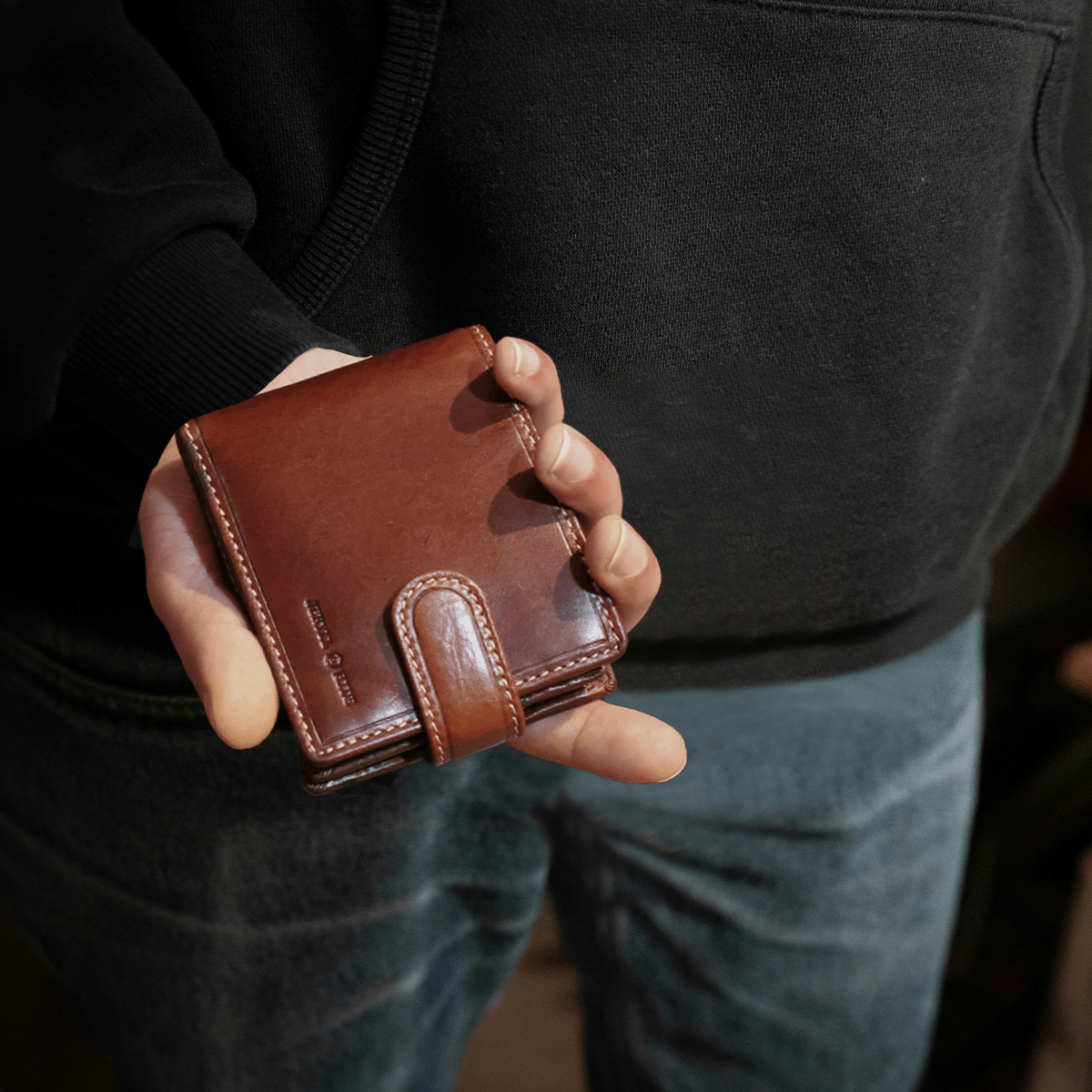 Bifold Wallet With Coin And ID Window,Wallet,Jekyll & Hide,Mocha, in hand