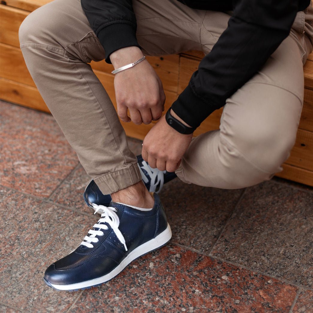 Prague Leather Sneaker, Navy,Shoe,Jekyll & Hide,Navy,9,  top view on the street