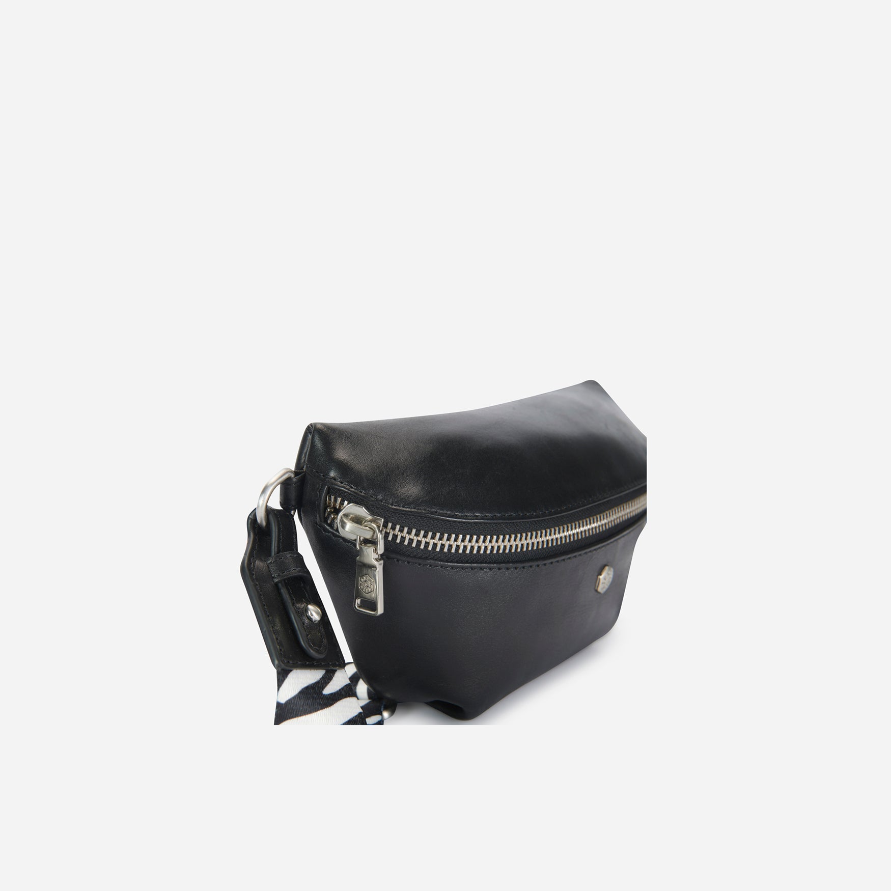 Slim Ladies Leather Waist Bag,Waistbag,Jekyll & Hide,Black,,